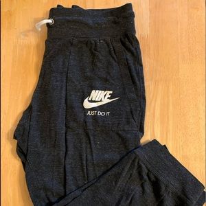Nike Capri joggers